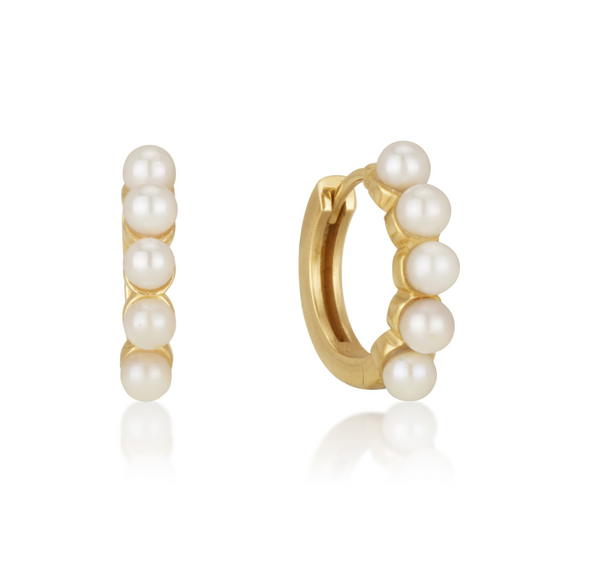 Pear Kiss – Gold Hoops Adorned with Pearls