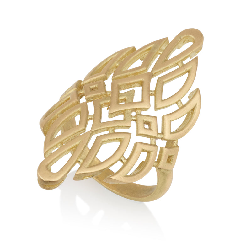 Deco glam yellow gold elongated ring
