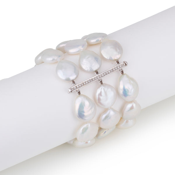 Pearl and diamond bar bracelet
