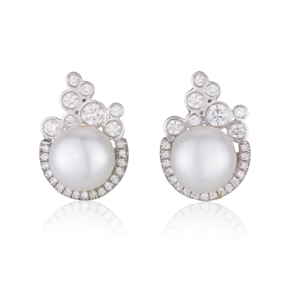 Exotic diamonds and pearls studs