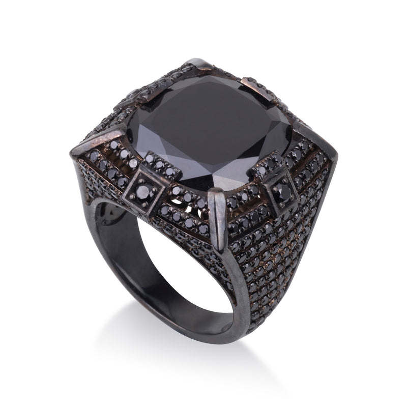 Outstanding black diamonds ring