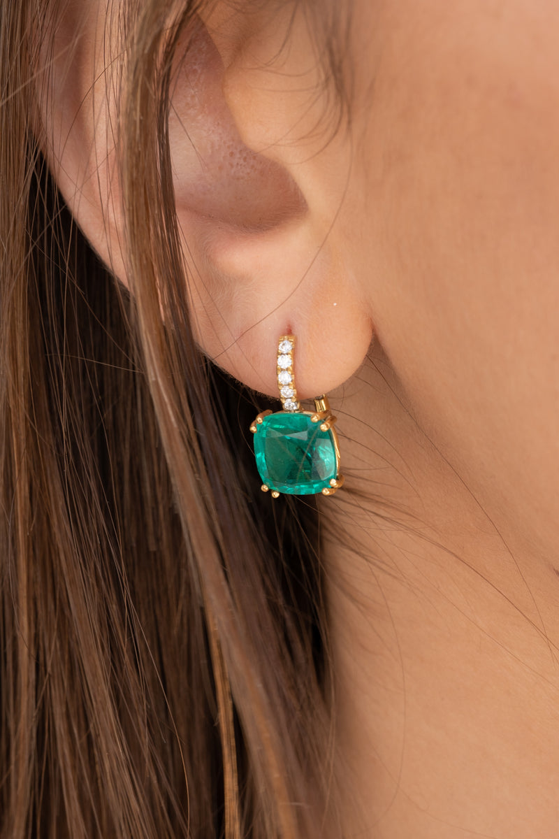 Royal Studded  diamond earrings with cushion cut green quartz